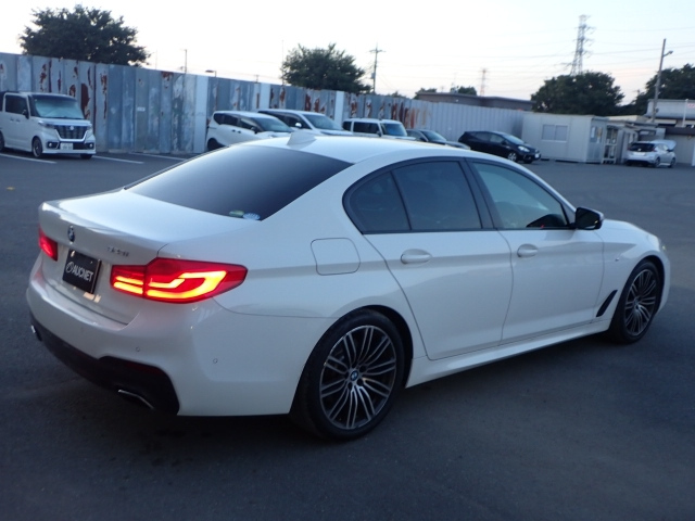 BMW 5 SERIES 2019