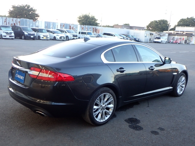 JAGUAR XF SERIES 2013