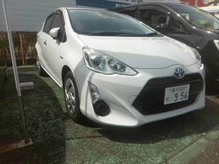 TOYOTA AQUA 2017