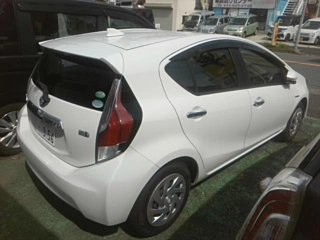 TOYOTA AQUA 2017