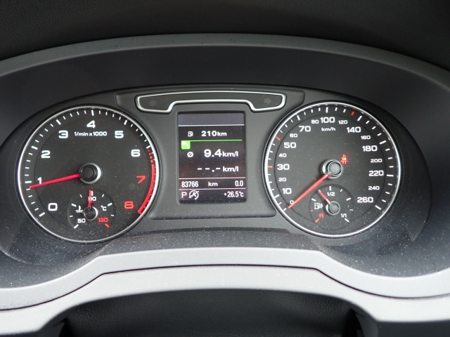AUDI Q3 2012