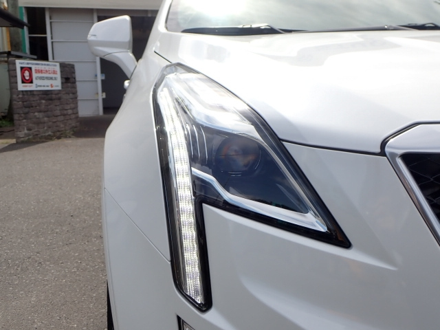 GM CADILLAC XT5 2022