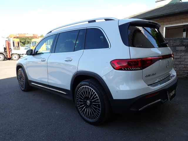 MERCEDES BENZ EQB 2023