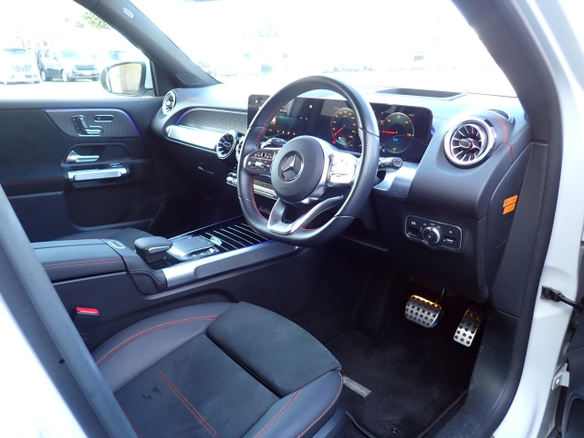 MERCEDES BENZ EQB 2023