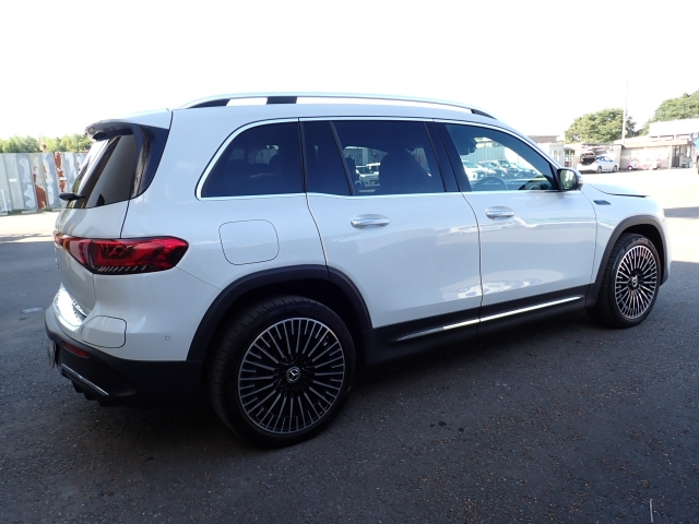 MERCEDES BENZ EQB 2023