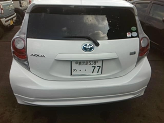 TOYOTA AQUA 2014