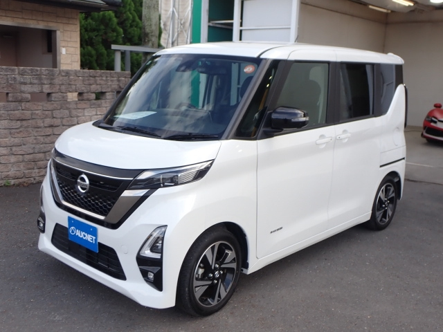 NISSAN ROOX 2021