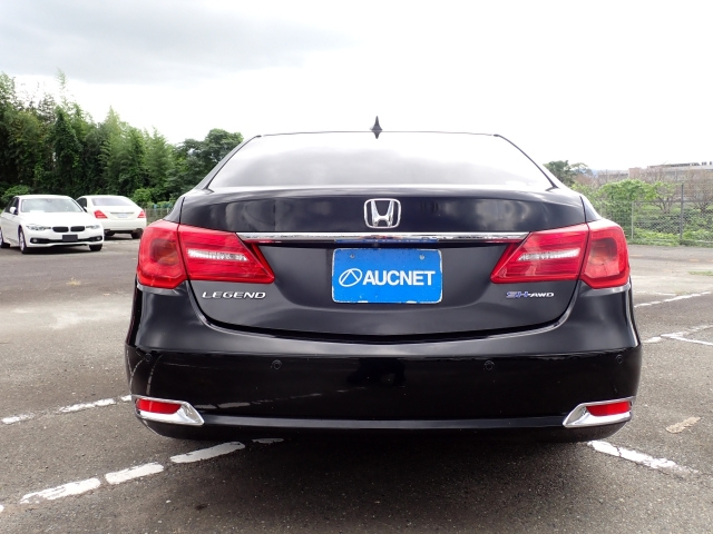 HONDA LEGEND 2015