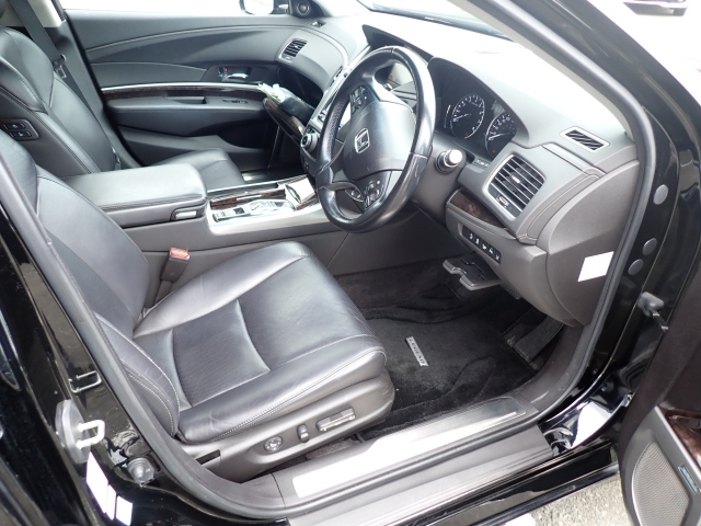 HONDA LEGEND 2015