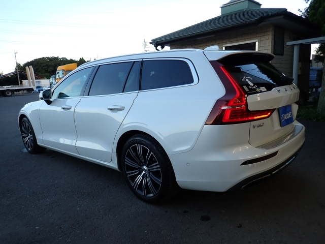 VOLVO V60 2018