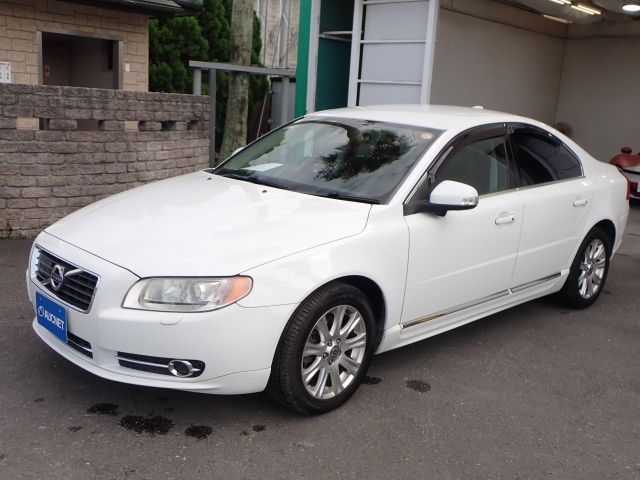 VOLVO S80 2011