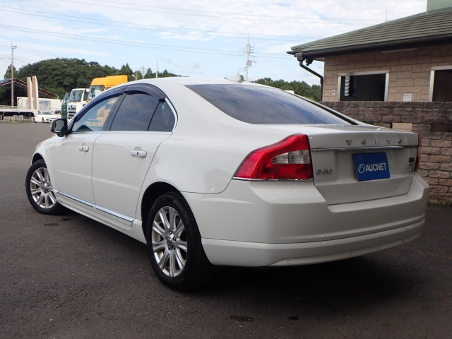 VOLVO S80 2011
