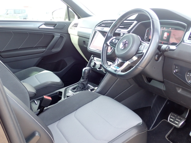 VOLKSWAGEN TIGUAN 2020
