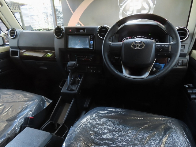 TOYOTA LAND CRUISER 2024