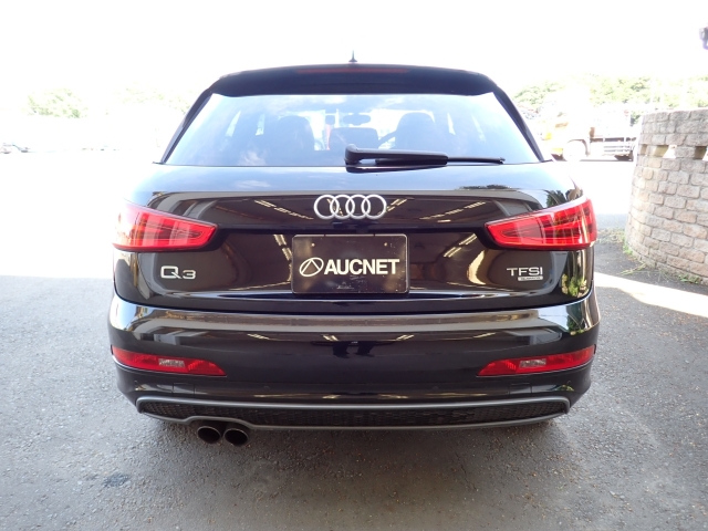 AUDI Q3 2015