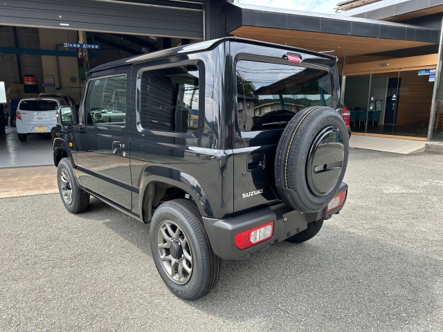 SUZUKI JIMNY 2025