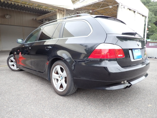 BMW 5 SERIES 2009