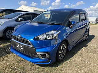 TOYOTA SIENTA 2015