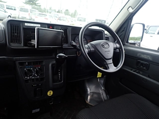 DAIHATSU HIJET VAN 2019