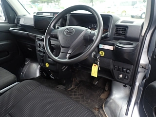 DAIHATSU HIJET VAN 2019