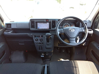 DAIHATSU HIJET VAN 2019