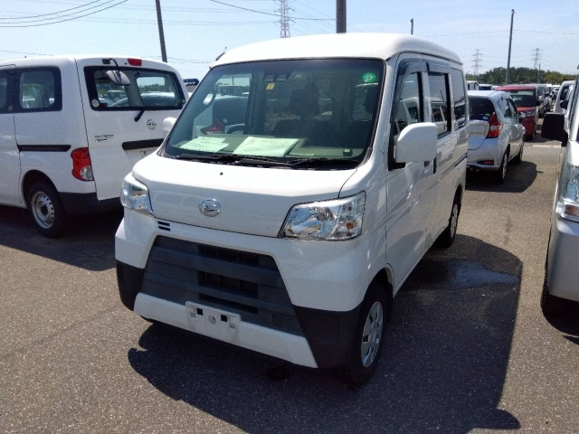 DAIHATSU HIJET VAN 2019