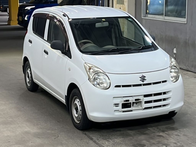 SUZUKI ALTO VAN 2013