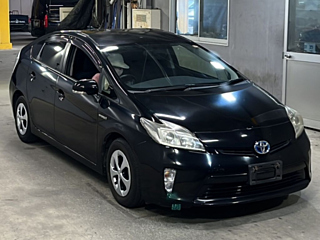 TOYOTA PRIUS 2012