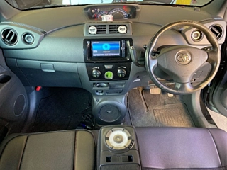 TOYOTA BB 2013