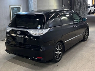 TOYOTA ESTIMA HYBRID 2011