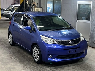 SUBARU TREZIA 2016
