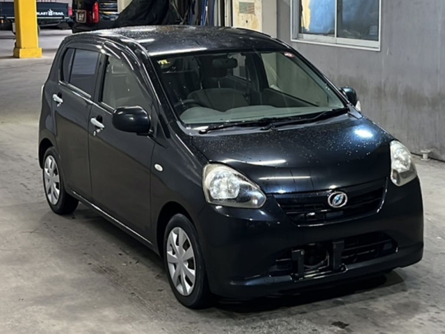 DAIHATSU MIRA E S 2012
