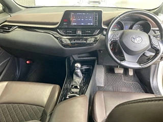 TOYOTA C-HR 2019