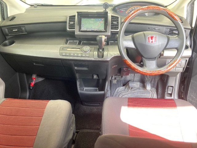 HONDA FREED 2009