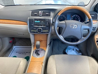 TOYOTA PREMIO 2009