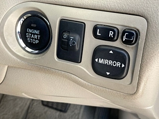 TOYOTA PREMIO 2009