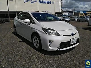 TOYOTA PRIUS 2016