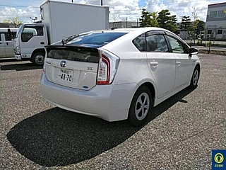 TOYOTA PRIUS 2016
