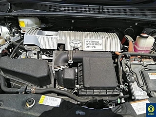 TOYOTA PRIUS 2016