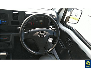 DAIHATSU HIJET TRUCK 2015