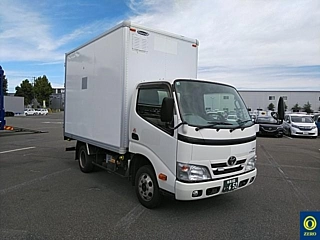 TOYOTA DYNA 2016