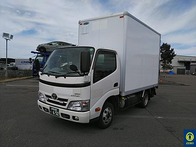 TOYOTA DYNA 2016