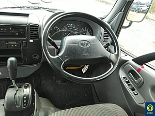 TOYOTA DYNA 2016