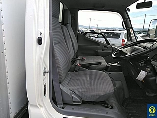 TOYOTA DYNA 2016