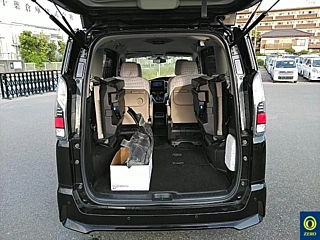 NISSAN SERENA 2018