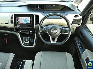 NISSAN SERENA 2018