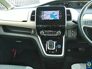 NISSAN SERENA 2018