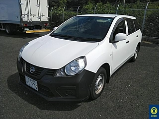 NISSAN AD 2019