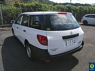 NISSAN AD 2019