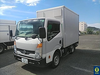 NISSAN ATLAS 2017